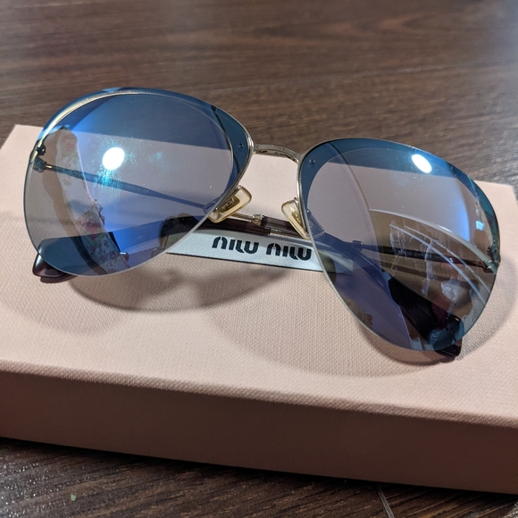 Miu Miu purple tinted sunglasses - Picture 2 of 2
